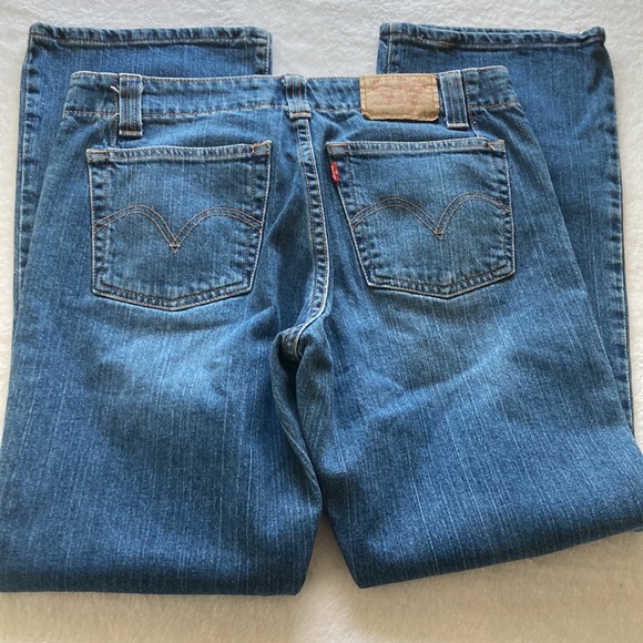 Levi Jeans - Picture 3 of 5